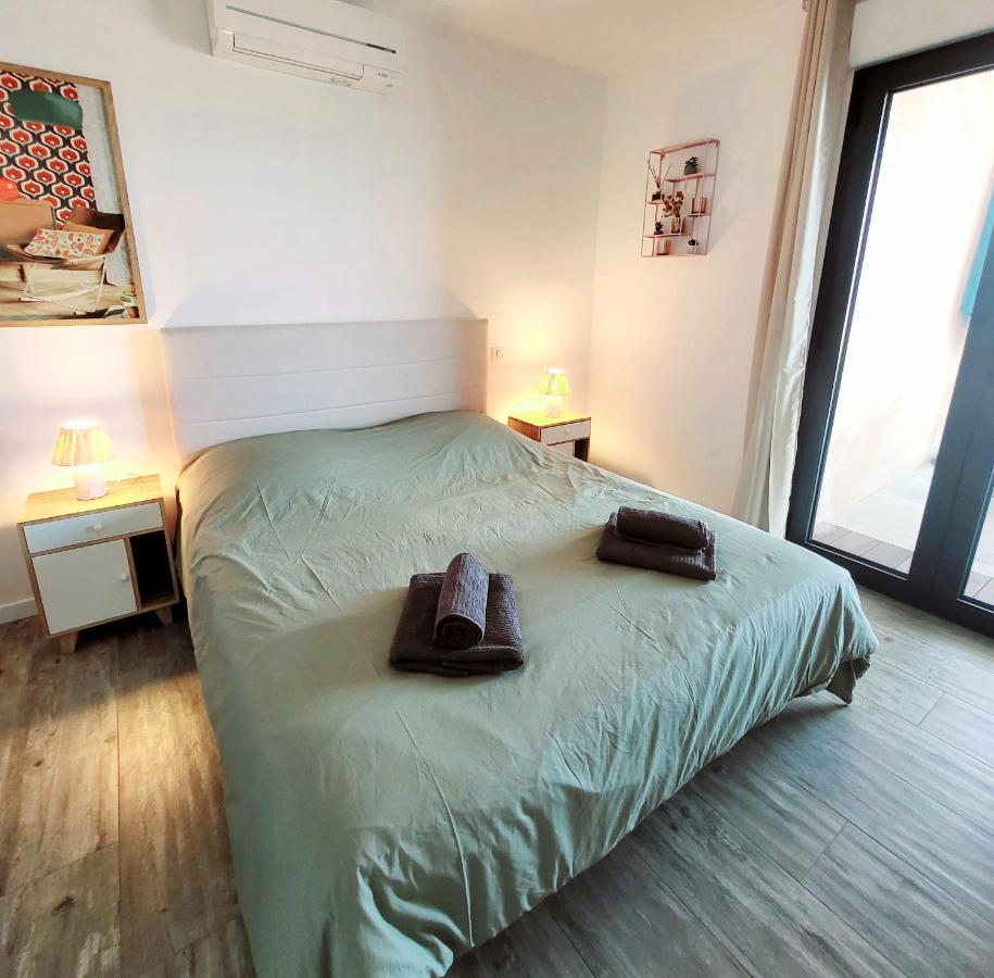Appartement De Standing Bord De Mer Pietrosella 外观 照片