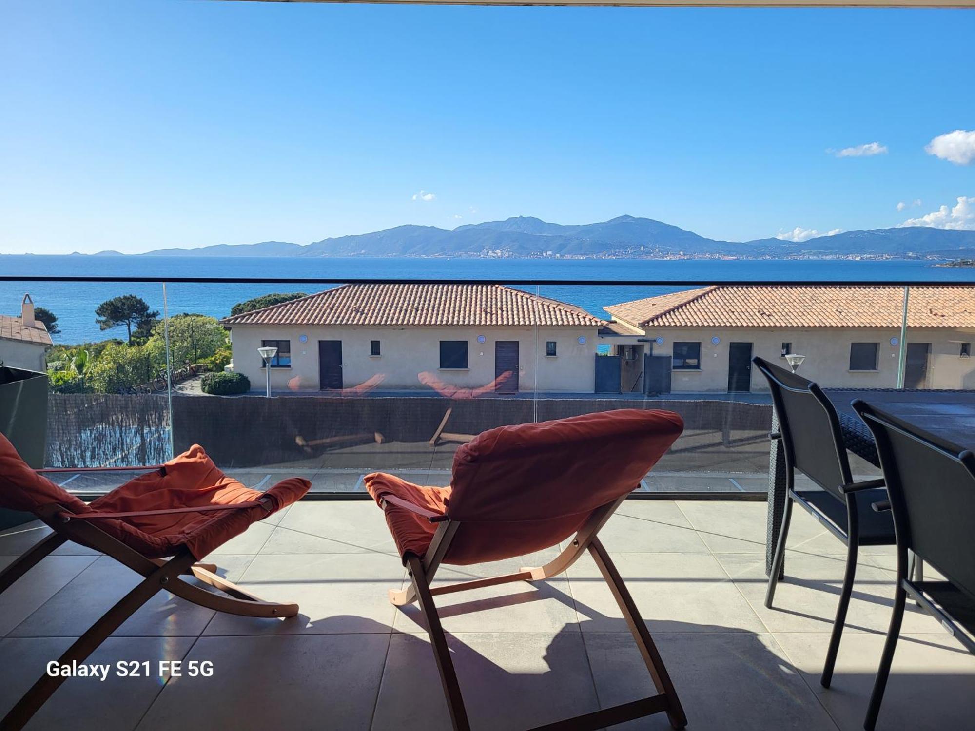 Appartement De Standing Bord De Mer Pietrosella 外观 照片